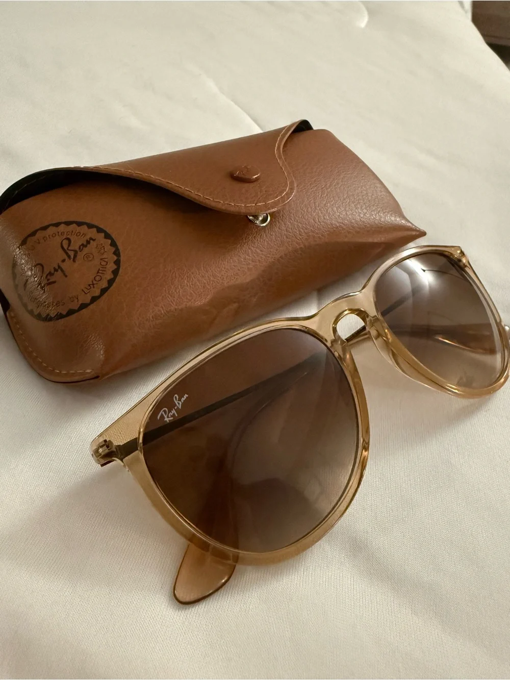 Ray-Ban RB4171 ERIKA Sunglasses